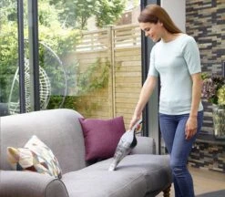 Black & Decker BLACK+DECKER NVC215W - Kruimeldief - Ijsblauw -Black & Decker 1200x1051