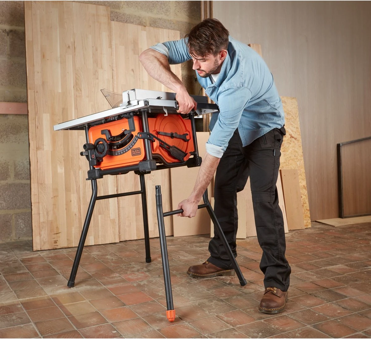 Black & Decker BLACK+DECKER BES720-XE Tafelzaag - 1800W - 254mm - Incl. Stofzak 19 Black & Decker BLACK+DECKER BES720-XE Tafelzaag - 1800W - 254mm - Incl. Stofzak - Afbeelding 17