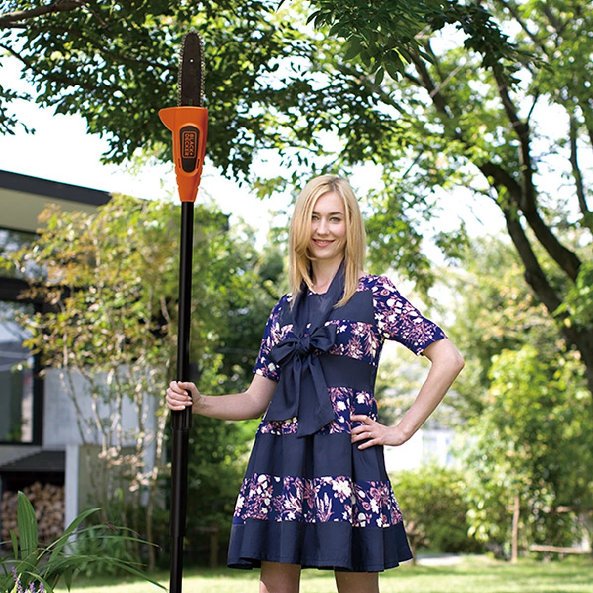 Black & Decker BLACK+DECKER GPC1820L20-QW Telescopische Takkenzaag - 20cm Zwaardlengte - Met 18V 2.0Ah Lithium Accu 7 Black & Decker BLACK+DECKER GPC1820L20-QW Telescopische Takkenzaag - 20cm Zwaardlengte - Met 18V 2.0Ah Lithium Accu - Afbeelding 5