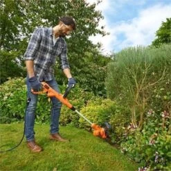 Black & Decker BLACK+DECKER BESTA525-QS Grastrimmer - 450W - 25cm - Gesnoerd 12 Black & Decker BLACK+DECKER BESTA525-QS Grastrimmer - 450W - 25cm - Gesnoerd -Black & Decker 1200x1200 12