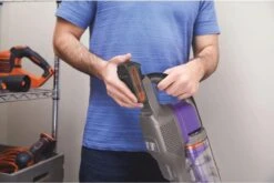 Black & Decker BLACK+DECKER BHFEV182CP-QW PowerSeries Extreme PET Steelstofzuiger - 18V - Incl. Accu En Lader -Black & Decker 1200x802 1