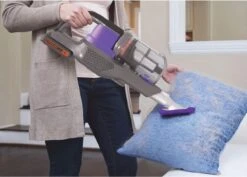 Black & Decker BLACK+DECKER BHFEV182CP-QW PowerSeries Extreme PET Steelstofzuiger - 18V - Incl. Accu En Lader -Black & Decker 1200x860 1