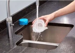 Black & Decker BLACK+DECKER NVC215WA-QW - Kruimeldief -Black & Decker 1200x861