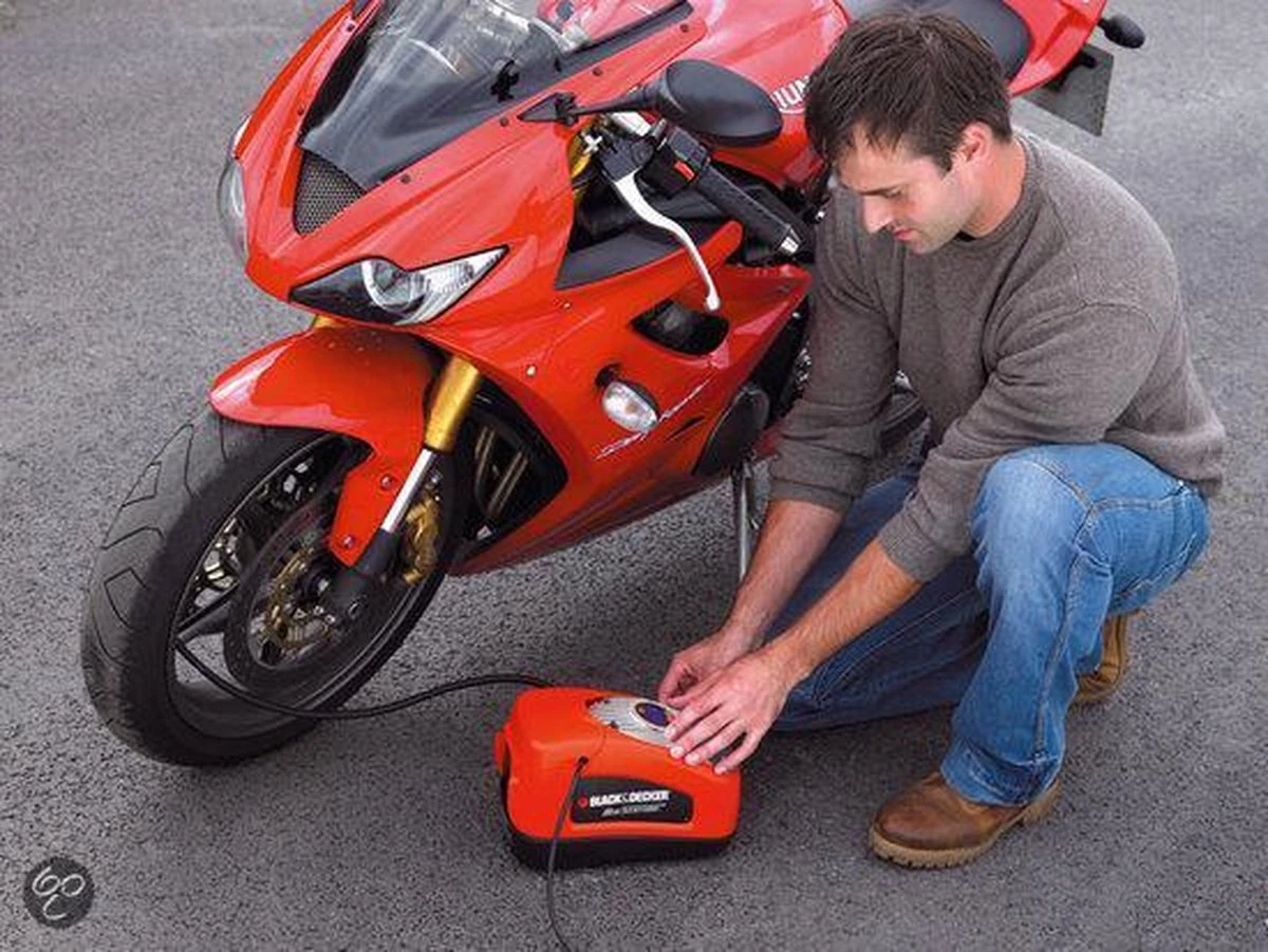 Black & Decker BLACK+DECKER ASI300-QS Compressor - Multifunctioneel -160 PSI/11 Bar 14 Black & Decker BLACK+DECKER ASI300-QS Compressor - Multifunctioneel -160 PSI/11 Bar - Afbeelding 12