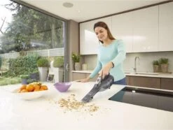 Black & Decker BLACK+DECKER DVA320J - Kruimeldief -Black & Decker 1200x902