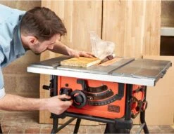 Black & Decker BLACK+DECKER BES720-XE Tafelzaag - 1800W - 254mm - Incl. Stofzak 24 Black & Decker BLACK+DECKER BES720-XE Tafelzaag - 1800W - 254mm - Incl. Stofzak -Black & Decker 1200x930 2