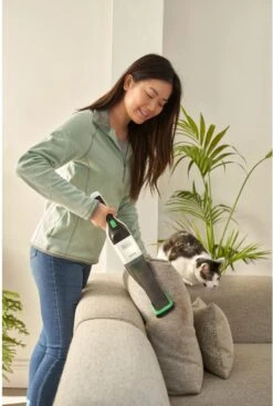 Black & Decker BLACK+DECKER REVHV8C-QW Reviva™ Kruimeldiefkruimeldief - Duurzaam - 7,2V -Black & Decker 808x1200