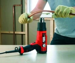 Black & Decker Black+Decker KX2200K Heteluchtpistool Incl. Accessoires In Koffer - 2000W -Black & Decker 9710b60159278b0605494a07a75609ea