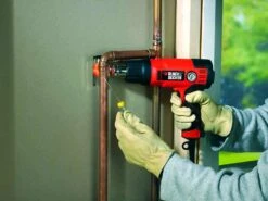 Black & Decker Black+Decker KX2200K Heteluchtpistool Incl. Accessoires In Koffer - 2000W -Black & Decker b7ee0c7bdd76df50124d33c258ec7246